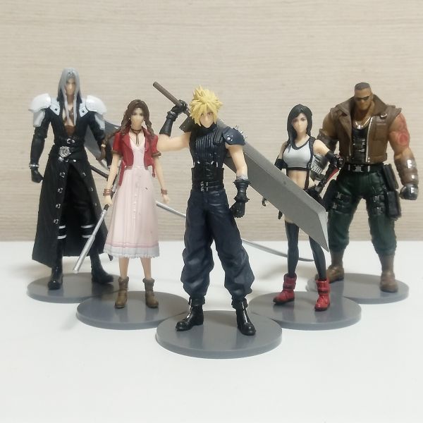 クラウド ティファ エアリス バレット セフィロス FF7 フィギュア