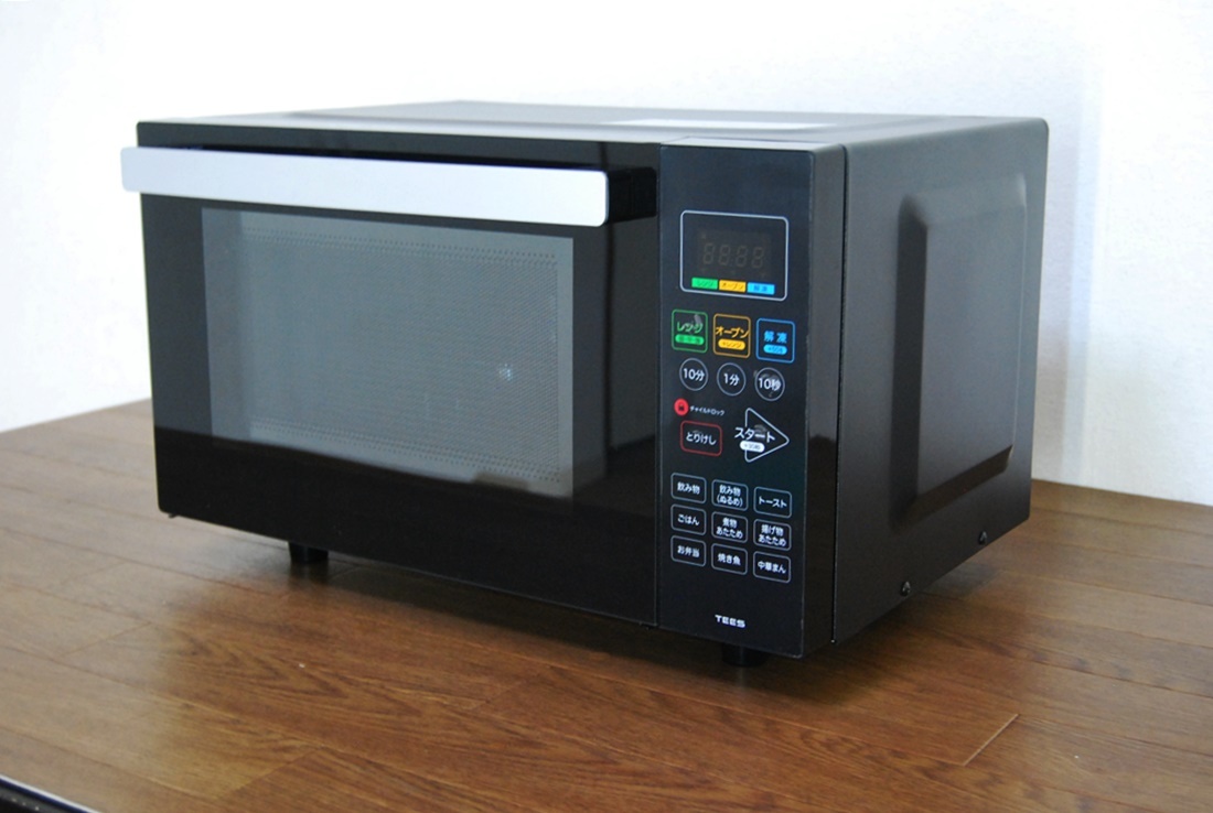 TEESオーブンレンジTS-R2301-BK庫内23L美品 フラットテーブル 耐熱