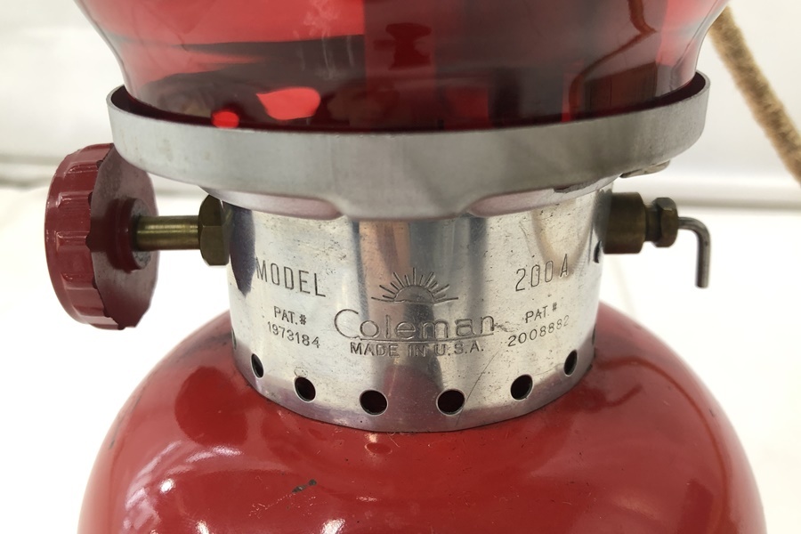 [ бесплатная доставка ] Tokyo )Coleman Coleman 200A one калильная сетка фонарь на неэтилированном бензине 56 год 12 месяц производства перчатка не Coleman производства красный 