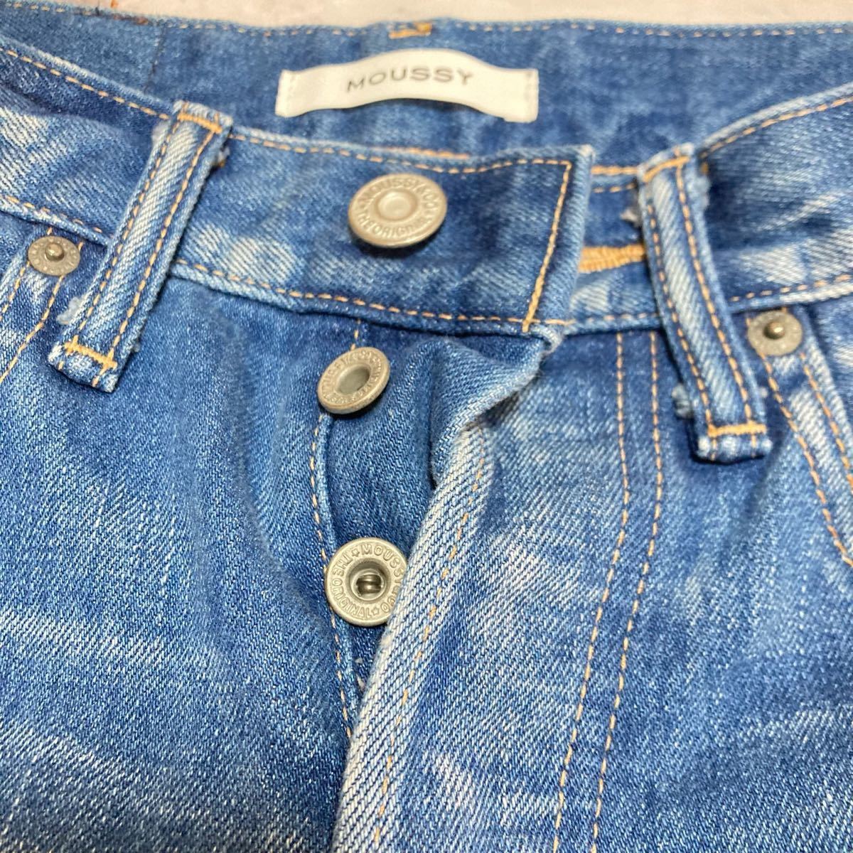 MOUSSY ダメージジーンズ 中古 マウジー 人気 ジーンズ Gパン デニム  レディースボトムス ズボン ボトムス ジーパン