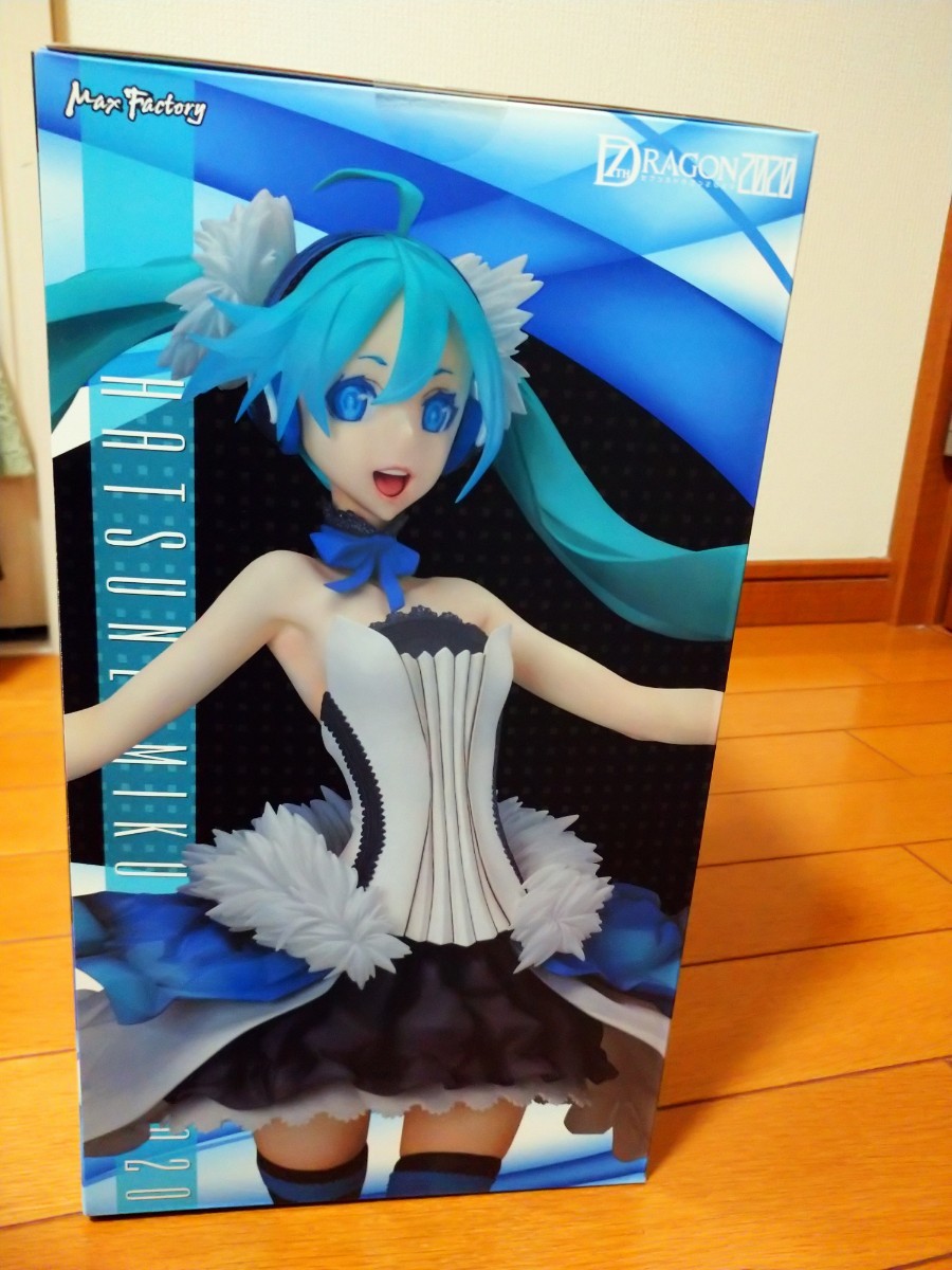 セブンスドラゴン2020 初音ミク TYPE2020 1/7 完成品フィギュア
