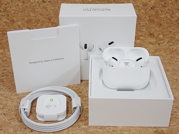美品】Apple AirPods Pro MagSafe対応 MLWK3J/A ノイズキャンセル 付属