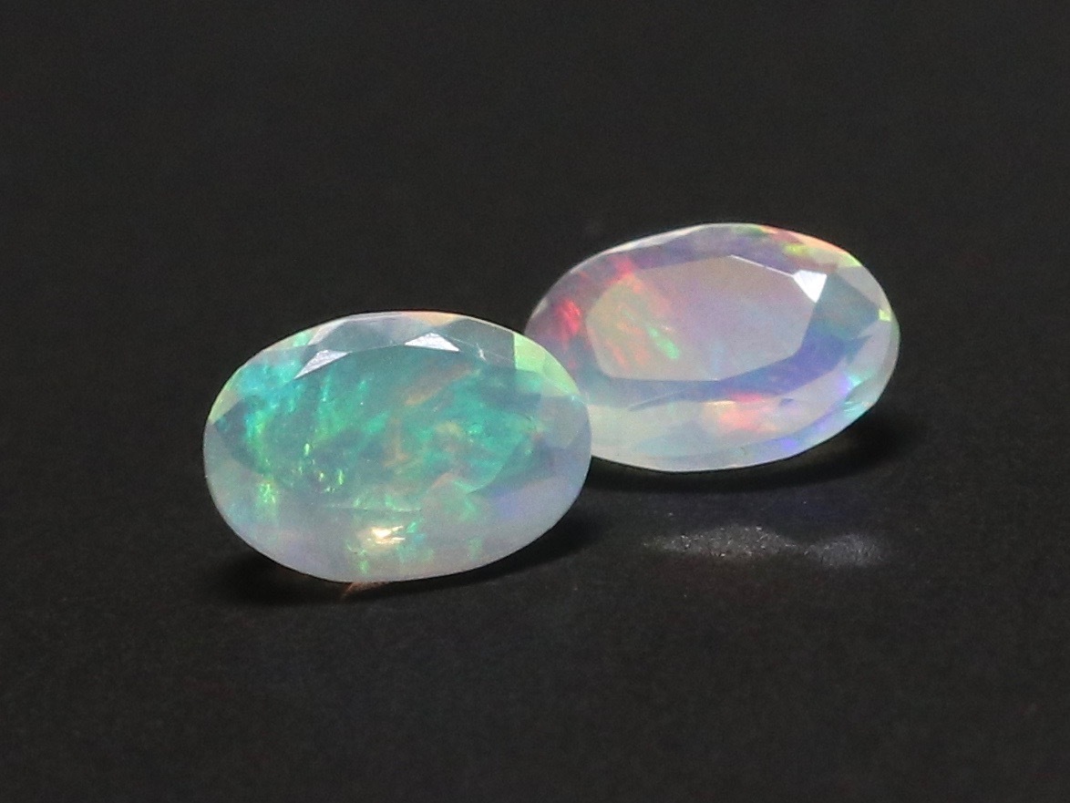 echio Piaa opal oval cut 2 piece Total 0.88ct bargain 