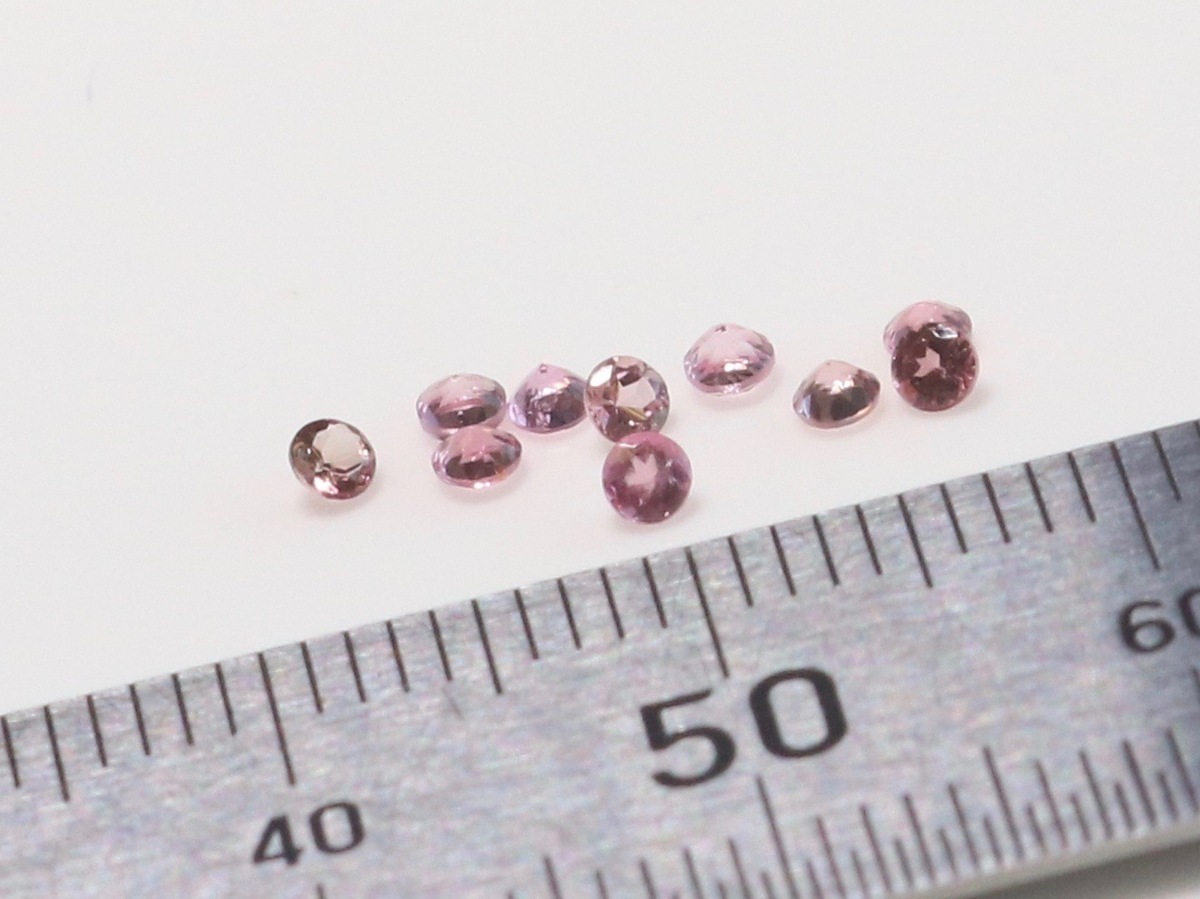  чистый розовый турмалин 2mm раунд. Rod 10ke.0.41ct