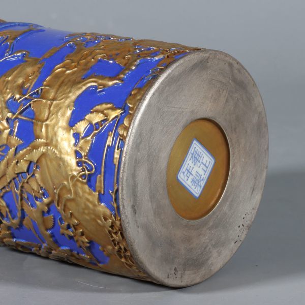 清代雍正年製陶磁器粉彩藍地堆金花鳥紋筆筒【仁】染付置物擺件古賞物古