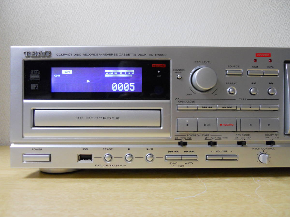 ★TEAC★ ティアック カセット・CDレコーダー AD-RW900 / 2014年製 / 動作品・メンテナンス済 / リモコン・取扱説明書 付属_TAPE再生時。