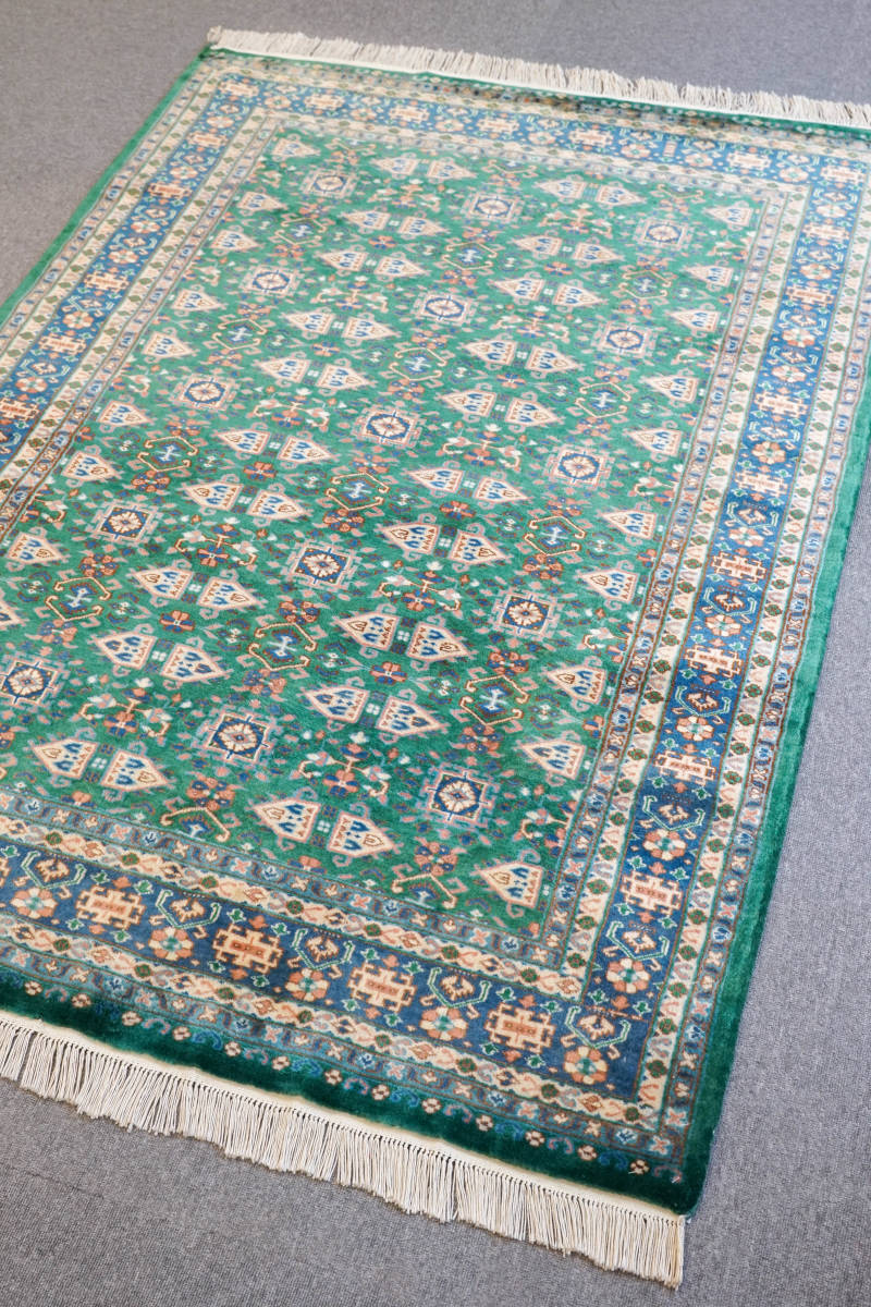 熱い販売 アクセントラグ 手紡ぎウールの手織りパキスタン絨毯