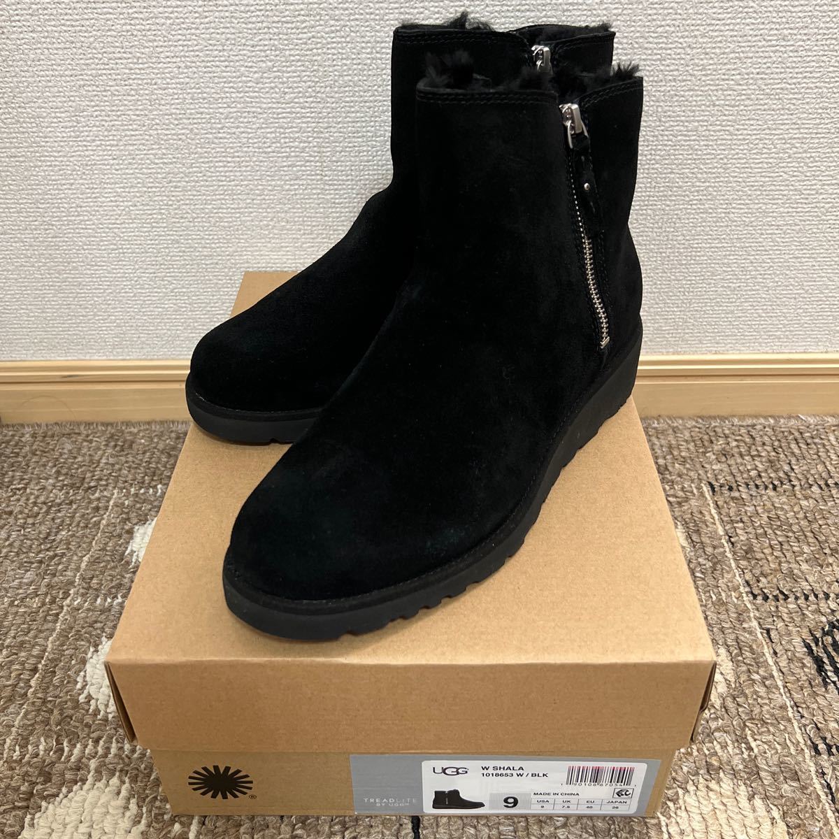 新品未使用 UGG SHARA シャラ ムートンブーツ ショートブーツ アンクル