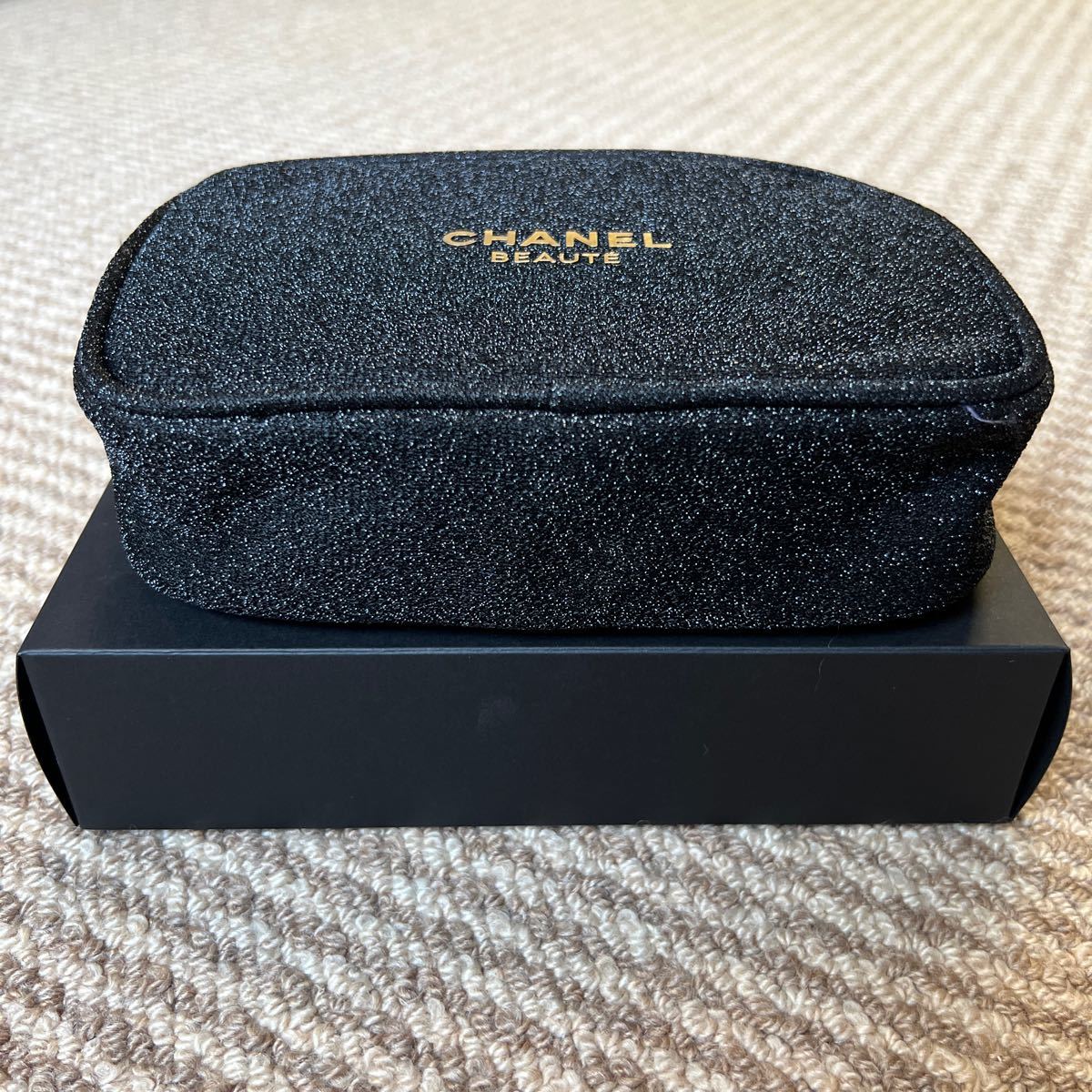 非売品 新品未使用 CHANEL シャネル ポーチ ラメポーチ 黒 非売品 新品未使用 CHANEL シャネル ポーチ ラメポーチ 黒