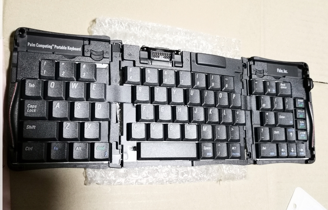 (T403-62) 未使用　palm用 キーボード Stowaway Portable Keyboard　折りたたみ式 　PDA用キーボード　Palm IIIc／Vx／m100／m500　_画像4