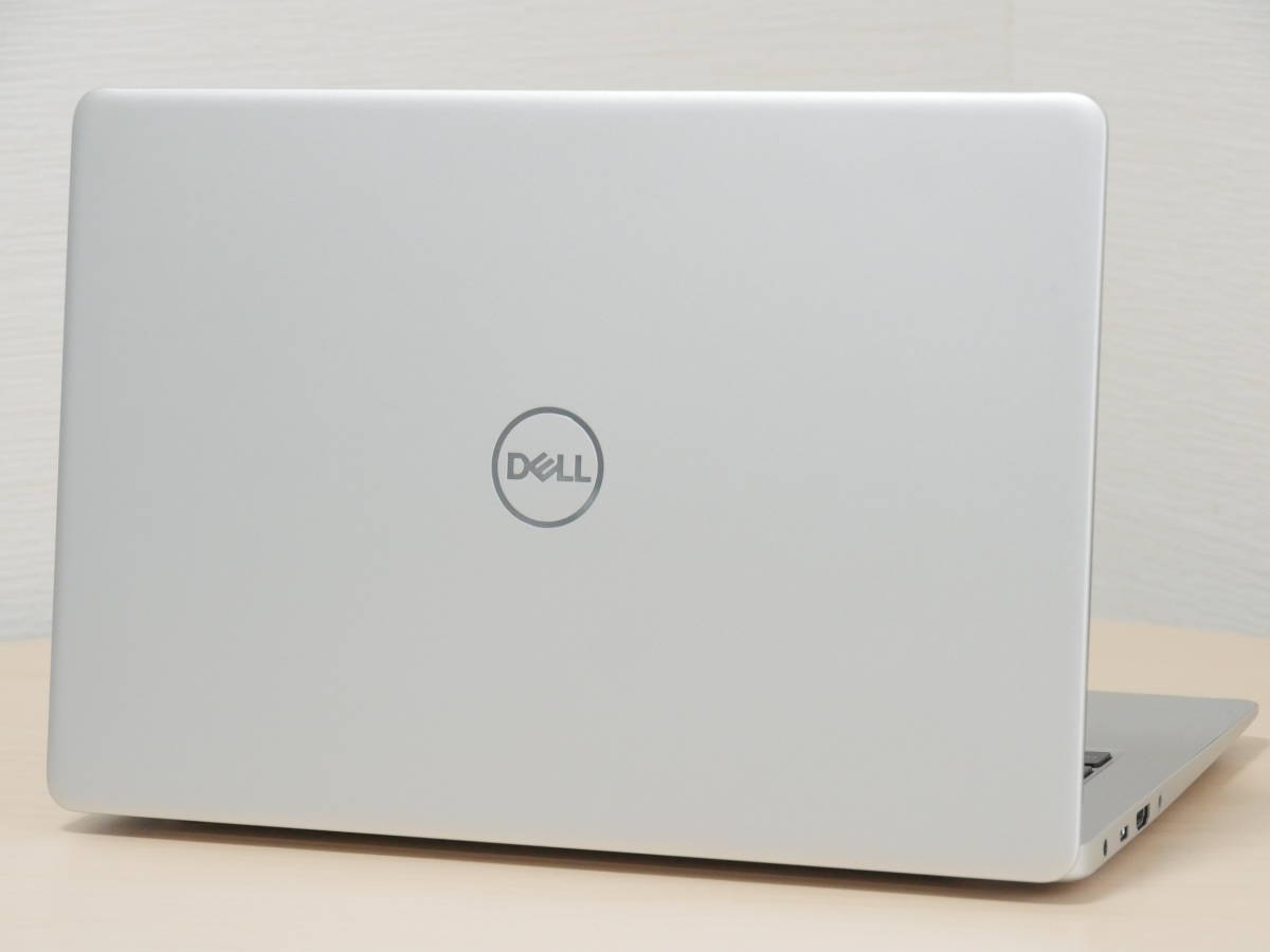 Dell Vostro 5370 | Intel Core i7 - 第8世代-