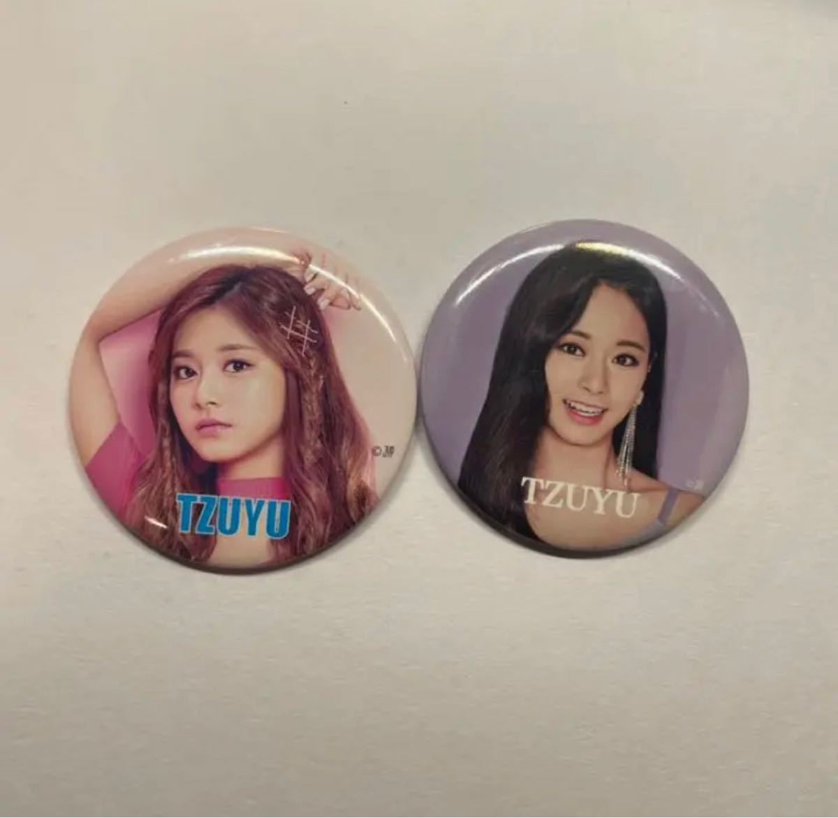 シルバー金具 TWICE PHOTO BADGE 缶バッジ 7個セット celebrate - 通販