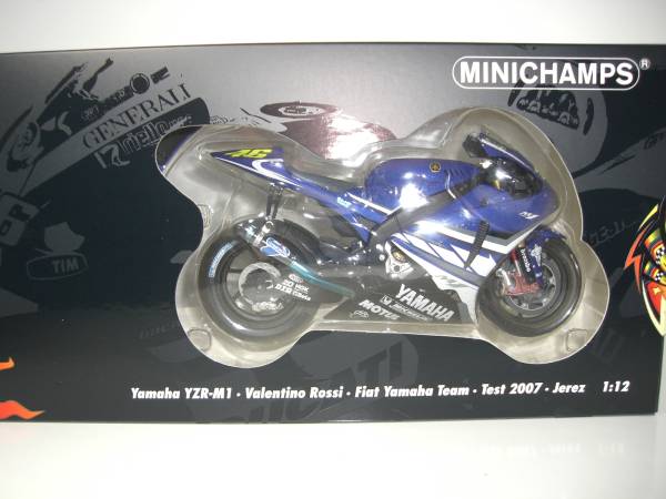 ■限定1007pcs. PMA 1/12 2007 ヤマハYZR-M1 V.ロッシ へレステスト_画像2