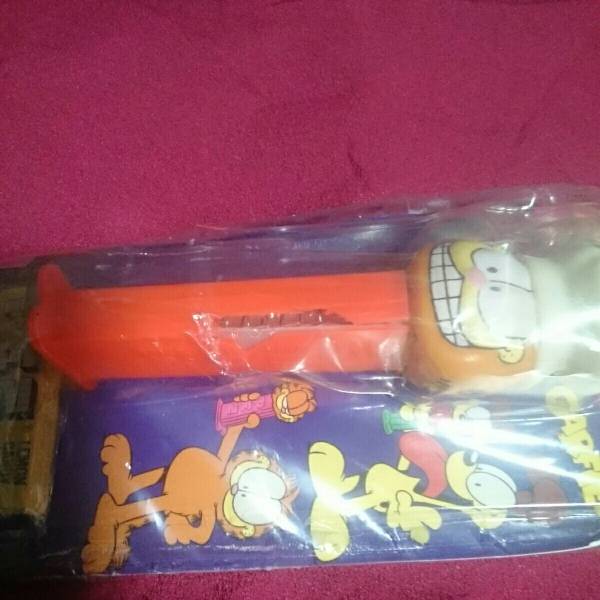  valuable! PEZpetsu Garfield 4 kind set U.S. PATENT 4.966.305:1990~2003 year manufacture 