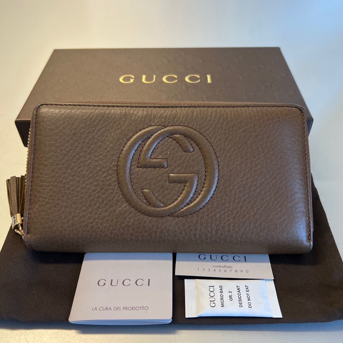 未使用に近い! グッチ GUCCI 財布 長財布 ソーホー ラウンド