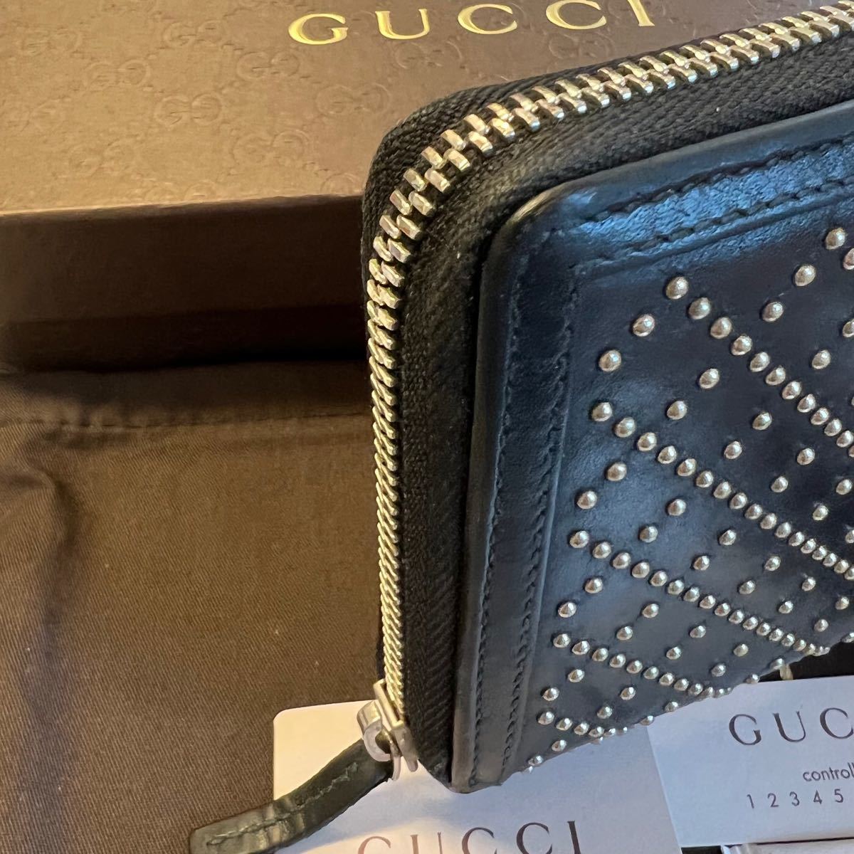 未使用に近い! グッチ GUCCI 財布 長財布 ラウンドファスナー 未使用に近い! グッチ GUCCI 財布 長財布 ラウンドファスナー