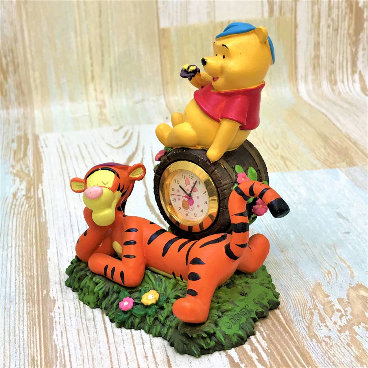 レア★くまのプーさん Winnie the Pooh★置時計 ティガー フィギュア 樽 陶器製★ディズニー Disney TDL _画像9