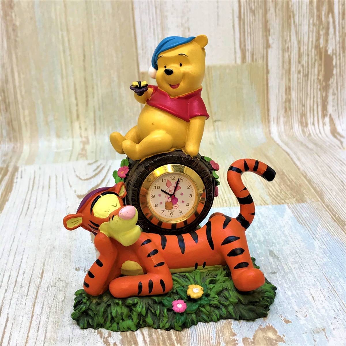 レア★くまのプーさん Winnie the Pooh★置時計 ティガー フィギュア 樽 陶器製★ディズニー Disney TDL _画像1