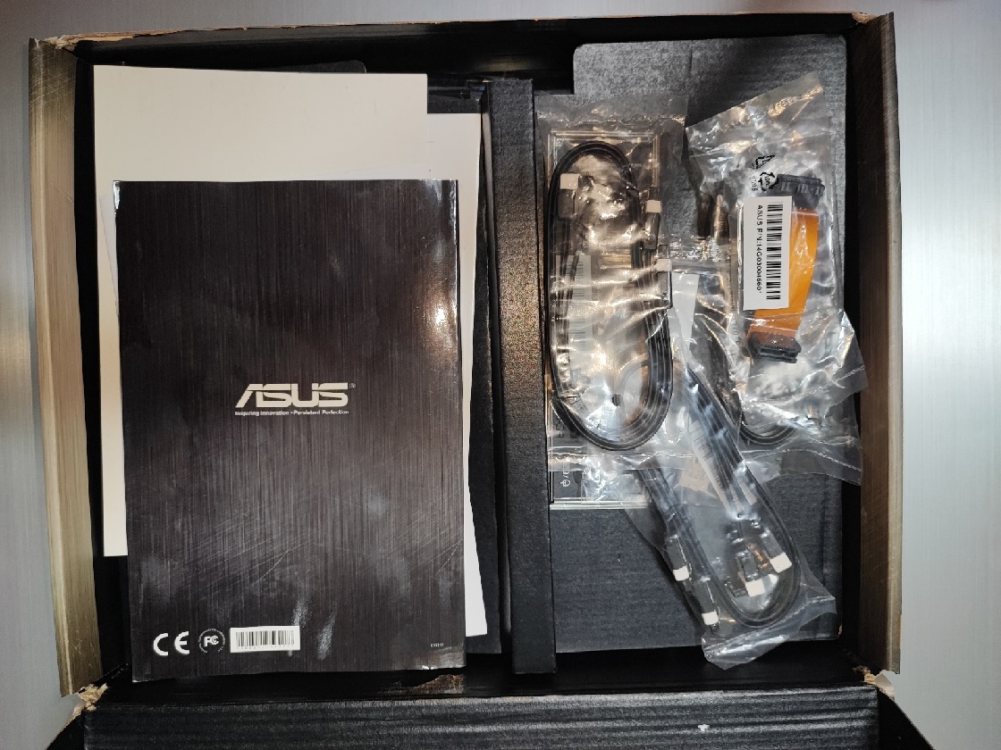 ASUS SABERTOOTH X79 CPU メモリー付き | michiemee.ca
