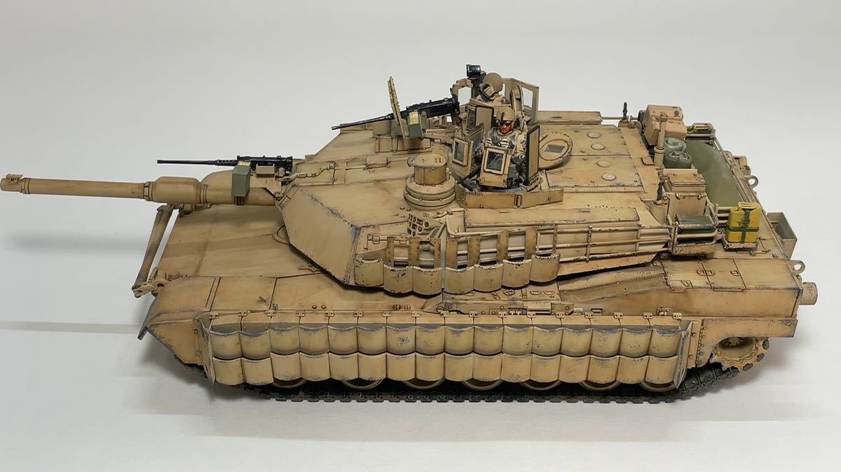 1/35 アメリカ M1A2 SEP エイブラムスTUSK2 完成品 item details