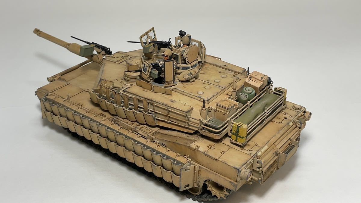 1/35 アメリカ M1A2 SEP エイブラムスTUSK2 完成品 item details