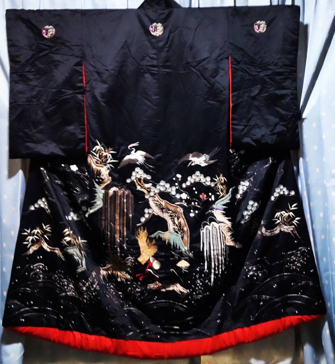 Yahoo!オークション - (閨)明治お掻取 黒繻子地 加賀刺繍 Yahoo!オークション - (閨)明治お掻取 黒繻子地 加賀刺繍