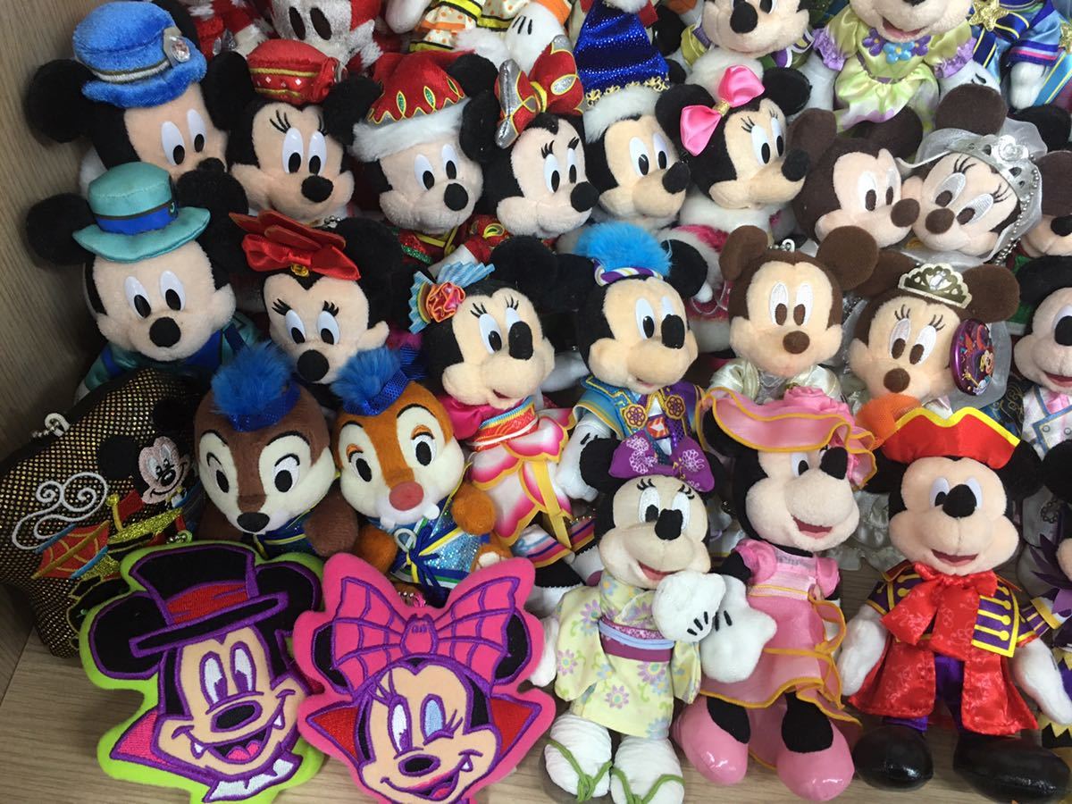 □8-10 Disney 東京ディズニーランド シー ミッキー ミニー チップとデール ぬいぐるみバッジ 他 60体まとめ売り ぬいば 記念 15周年 正月_画像5