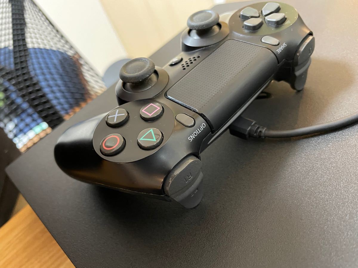 ps4 pro(CUH-7100B) 1tb ソフト4本 | controlar.med.br