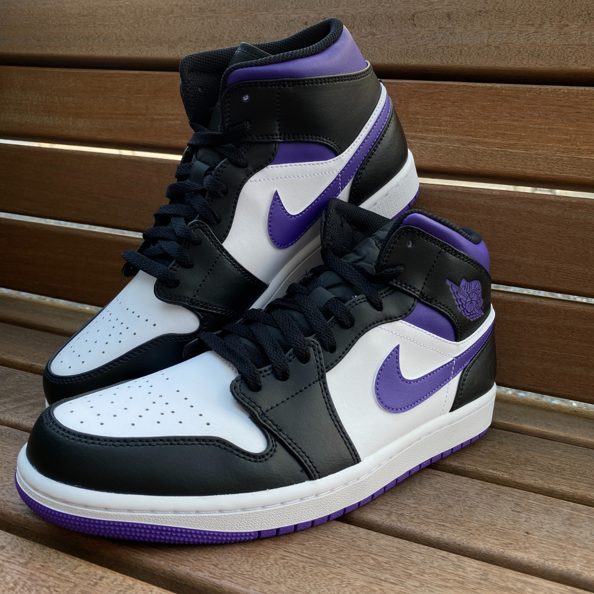 正規品 【us8.5】 NIKE ナイキ AIR JORDAN1 MID エアジョーダン1 ミッド AJ1 ジャンプマン LILAS リラ 黒 白 紫 NBA 26.5㎝ クラシック_画像3