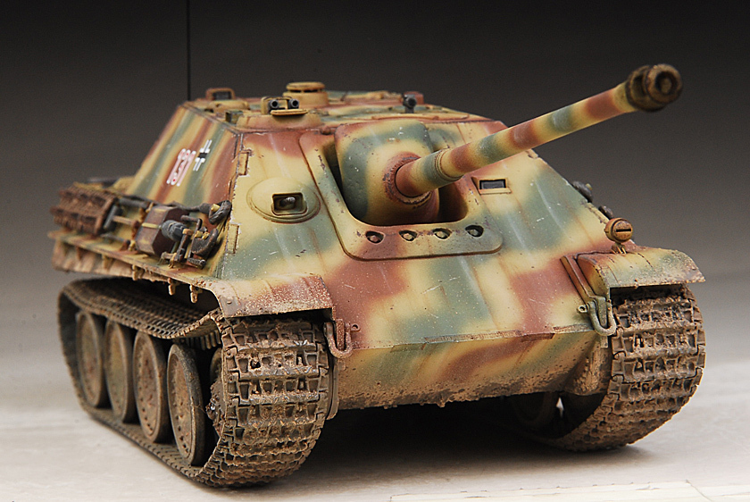 維1/35ドイツ 駆逐戦車ヤークトパンター メタル砲身あり Ardennes 1944模型完成品B317 - 1
