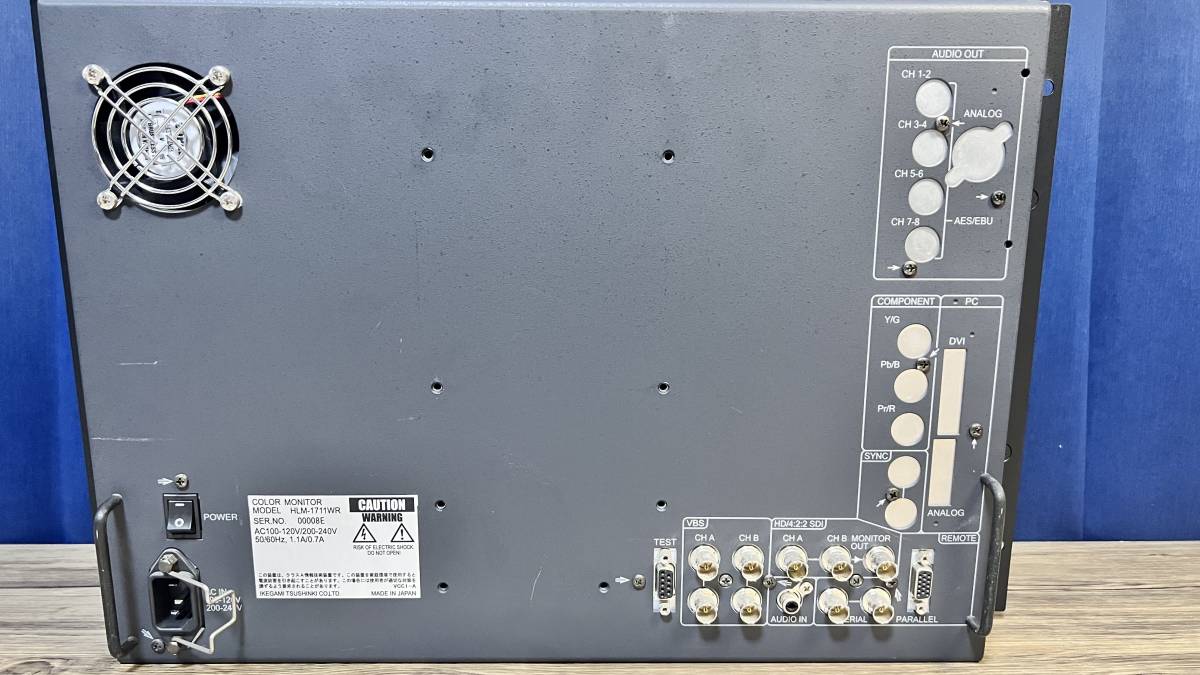 17インチ業務用マルチフォーマットモニター Ikegami HLM-1711WR
