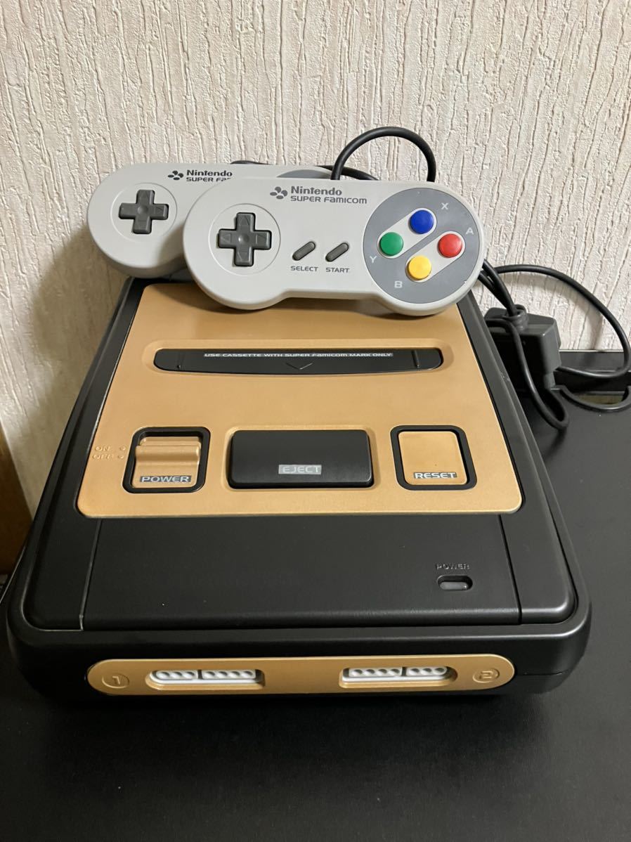 動作確認済み スーパーファミコン 本体 と コントローラー2個セット