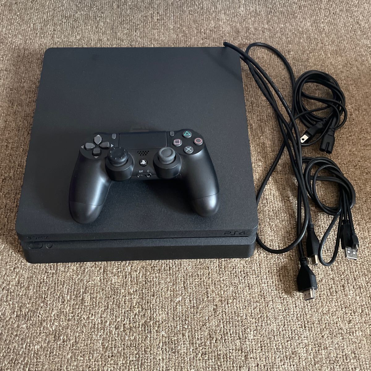 箱付き】PlayStation4 ジェット・ブラック 500GB CUH-2200AB01 