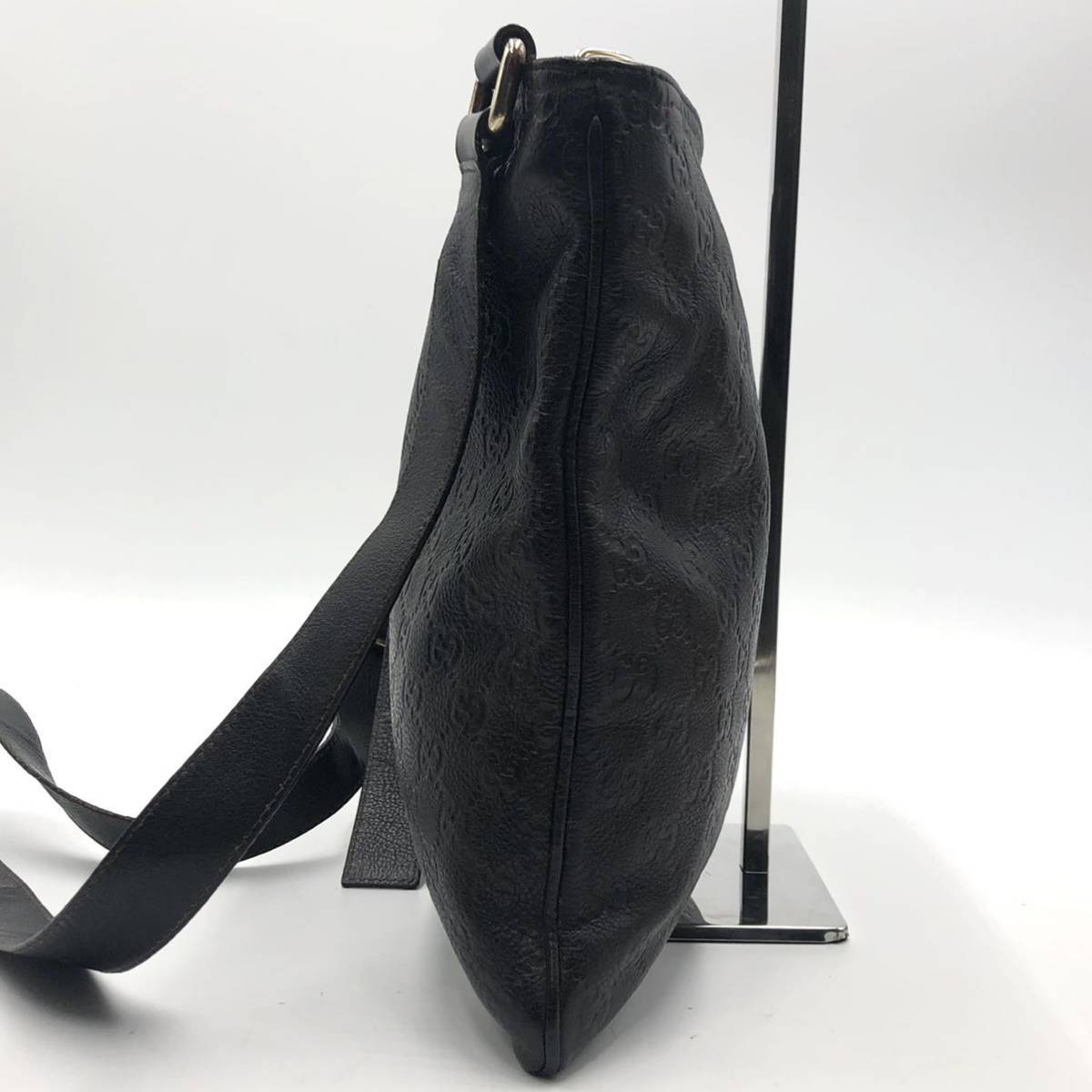 1円《美品》GUCCI グッチ 最高級 シマレザー ショルダーバッグ クロス