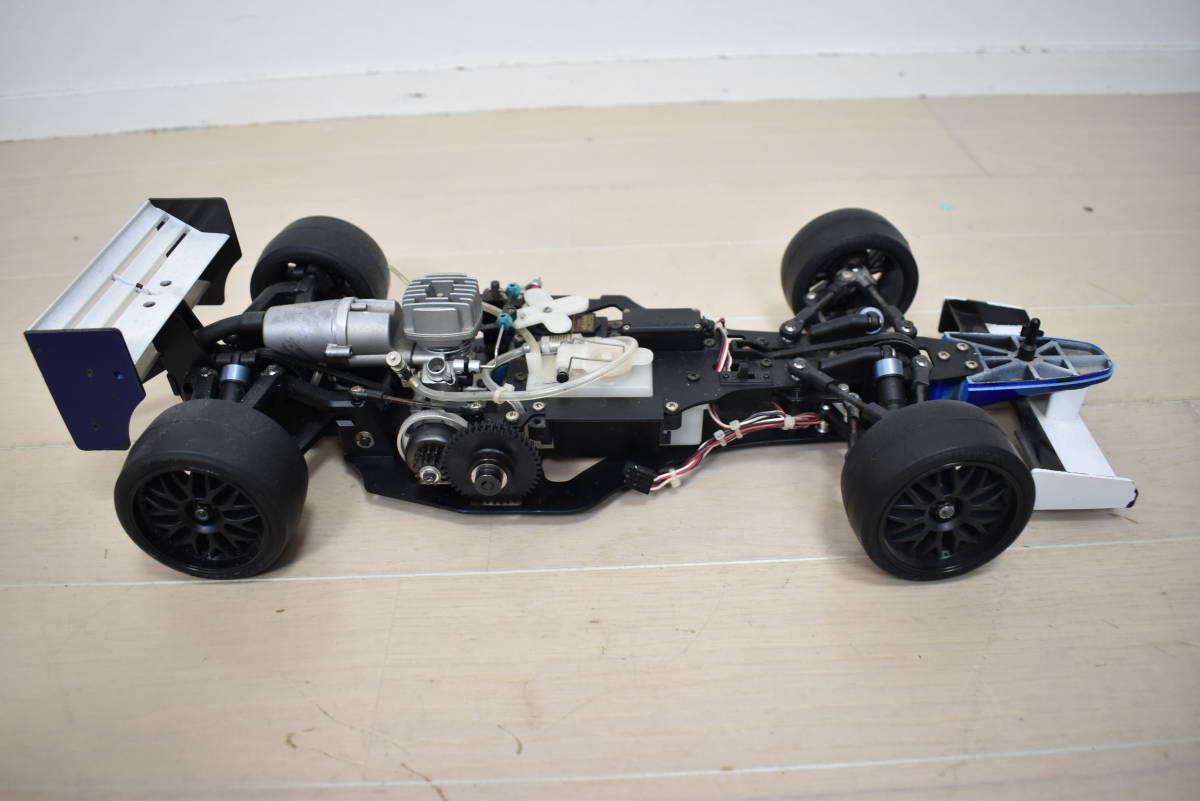 Yahoo!オークション - 未走行 京商 1/8 エンジンRC F1カー 超 Yahoo!オークション - 未走行 京商 1/8 エンジンRC F1カー 超