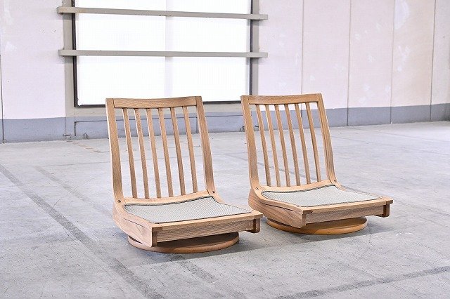 カリモク 木組/きぐみ 座椅子 2脚セットa タモ材 回転 チェア 和室 和 モール割引 maru 様専用 2脚 カリモク ヴィンテージ 和風 チェア ダイニングチェア