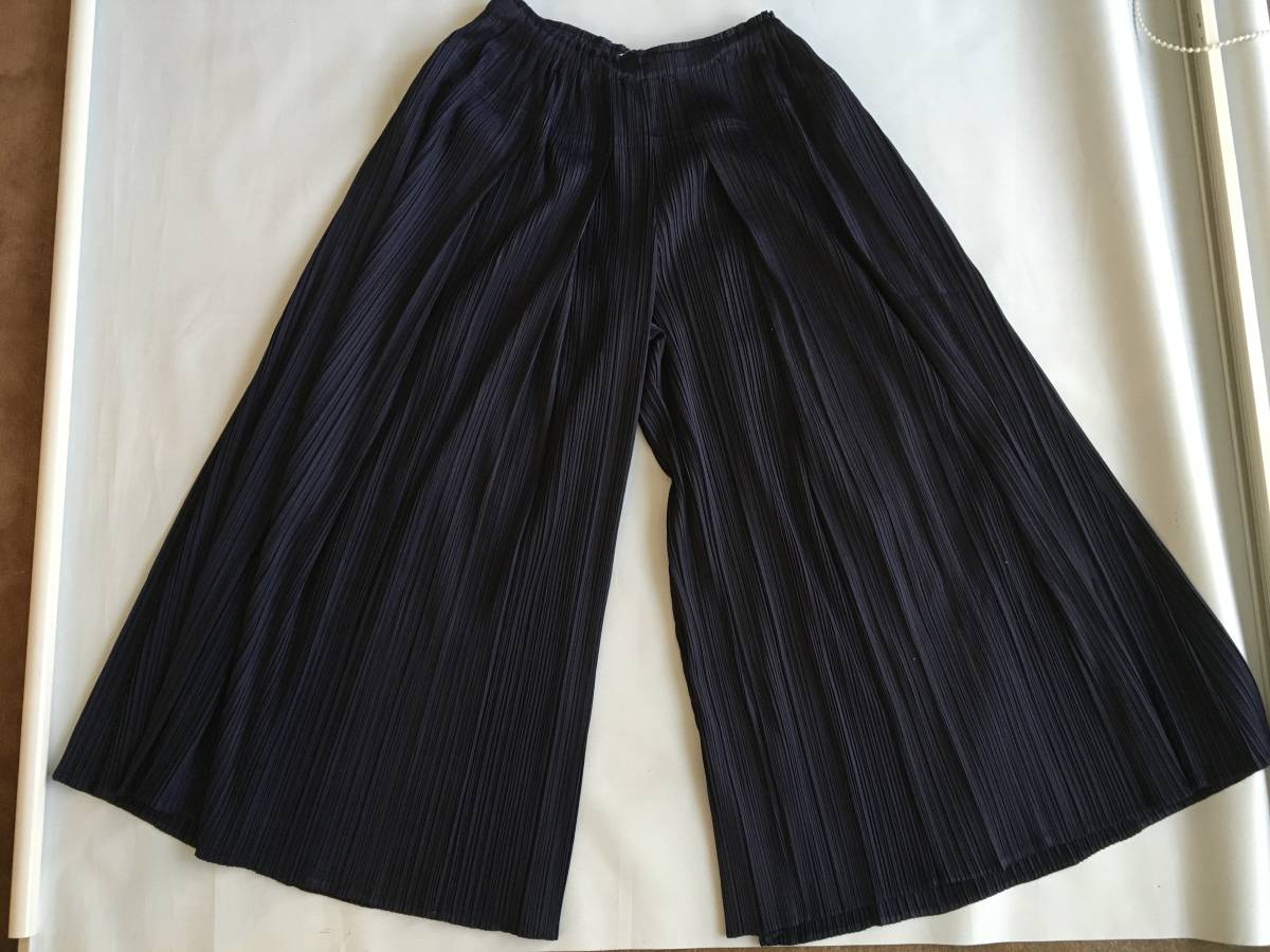 極美品 PLEATS PLEASEプリーツプリーズ パンツ１ PP41-JF203