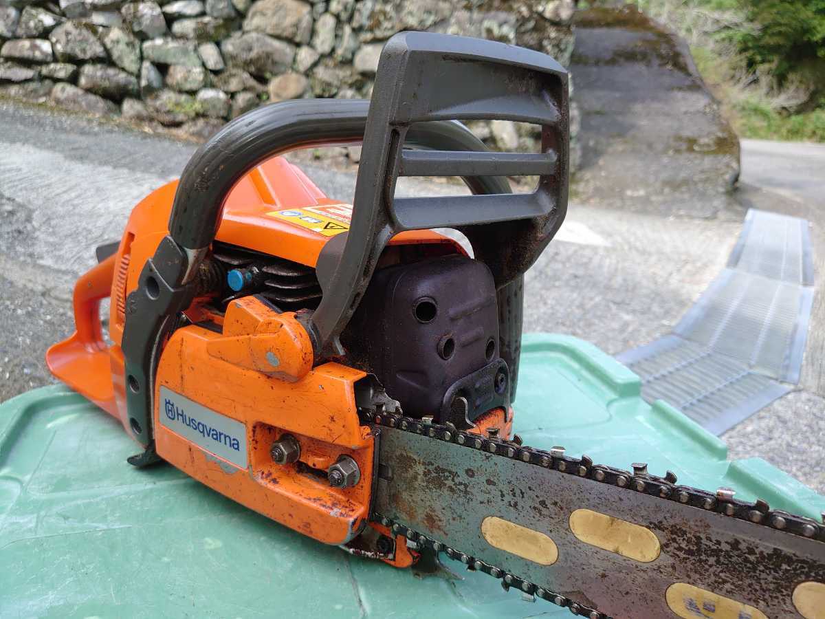 プロ用機種 ハスクバーナ エンジンチェーンソー 357XPG 56 5cc プロ用機種 ハスクバーナ エンジンチェーンソー 357XPG 56 5cc