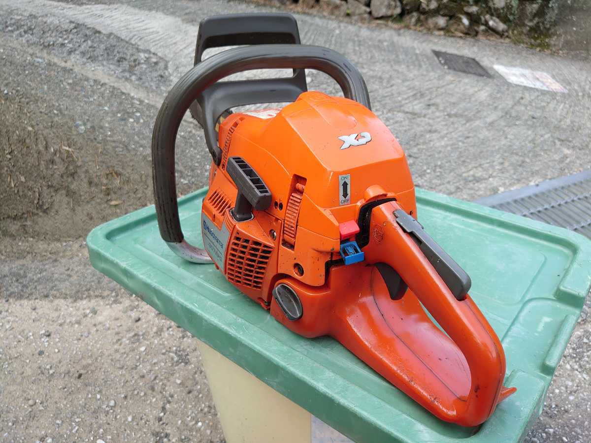 プロ用機種 ハスクバーナ エンジンチェーンソー 357XPG 56 5cc プロ用機種 ハスクバーナ エンジンチェーンソー 357XPG 56 5cc