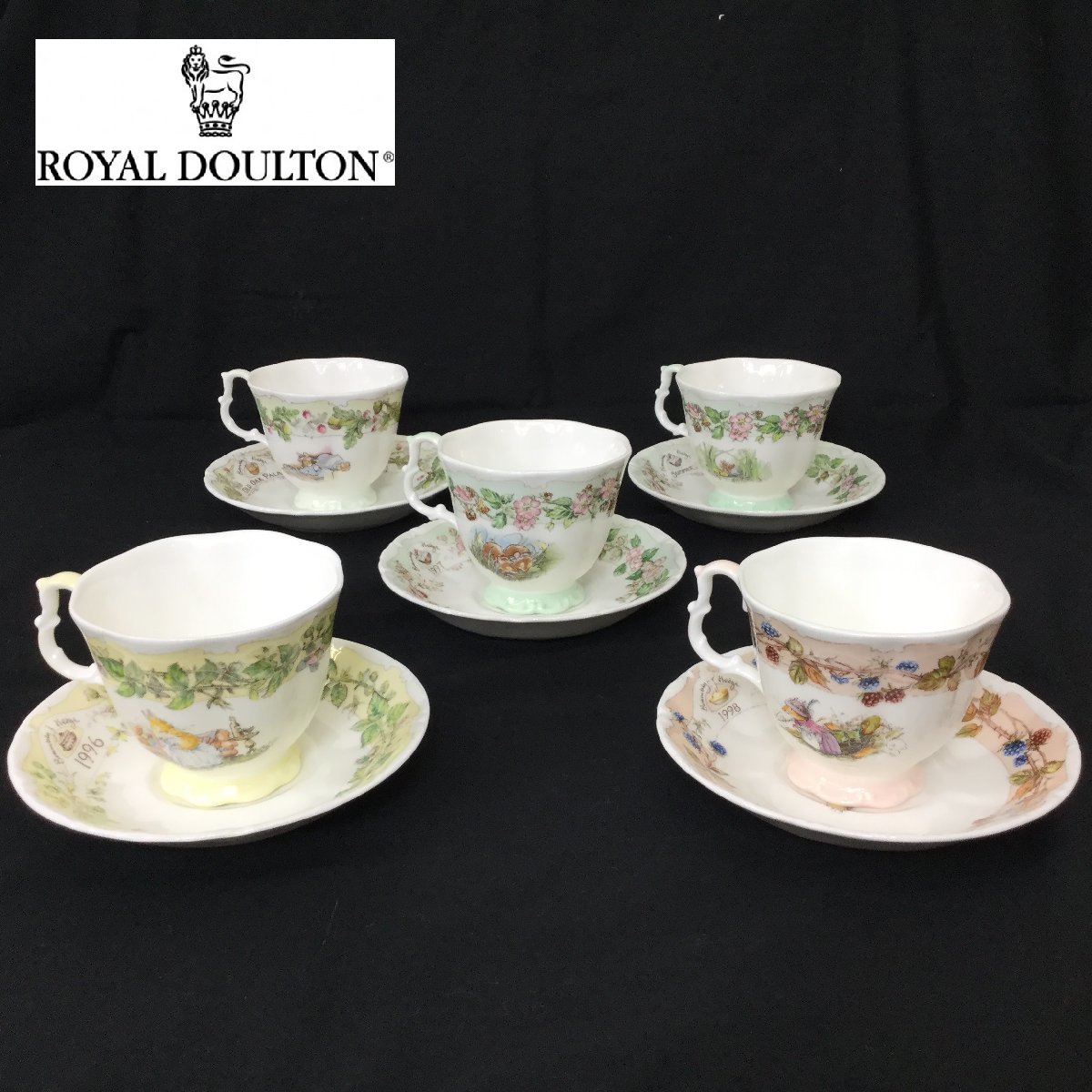 ROYALDOULTON イングランド ティーカップセット-