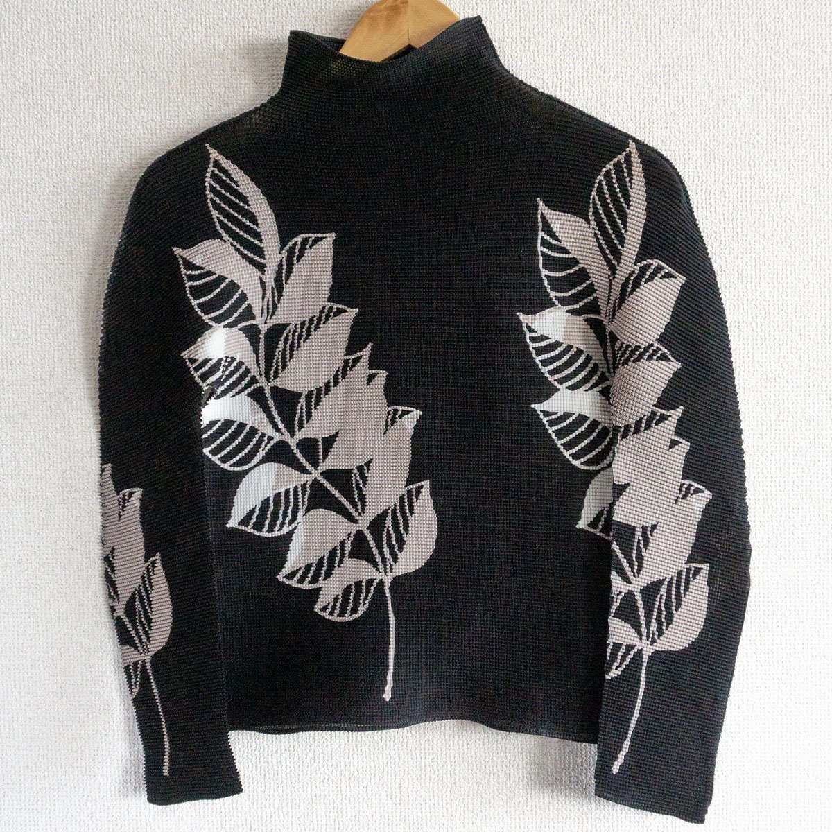 はラクマ】 ミー/イッセイミヤケ カットソー美品 -の通販 by ブラン