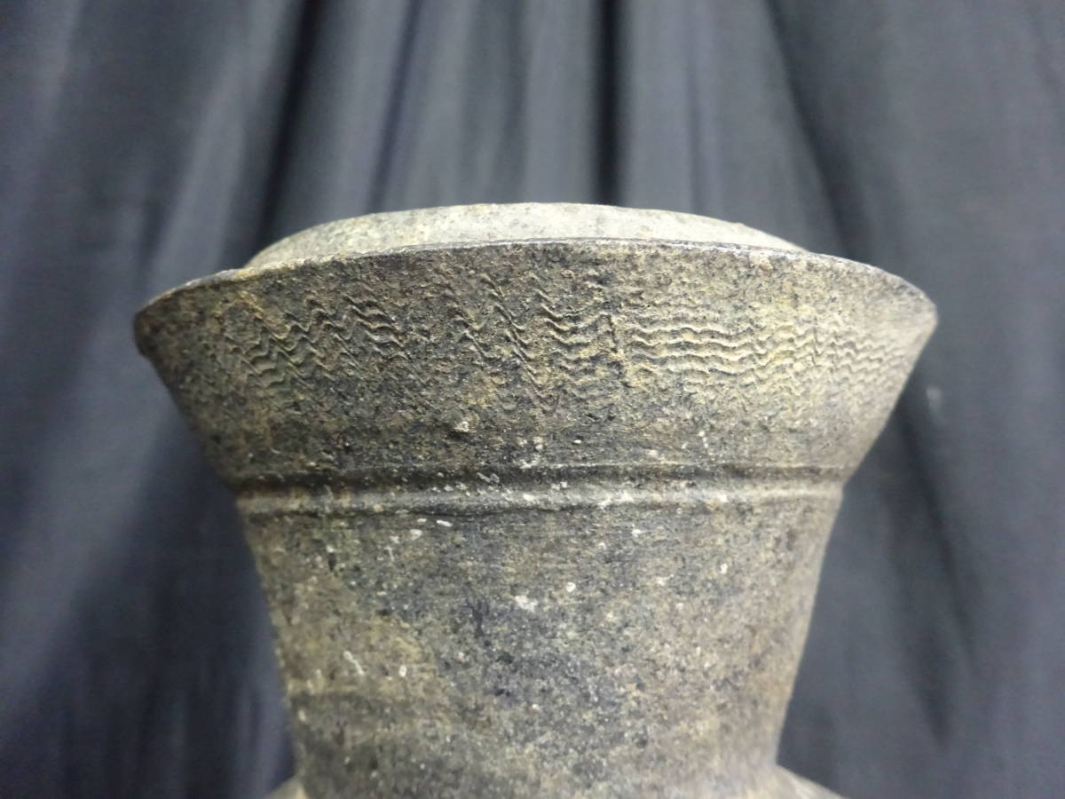 朝鮮美術  朝鮮陶磁 新羅壷 花瓶 発掘品 出土品 高