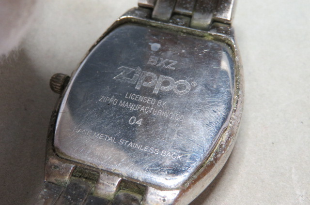 1円～【動作品】ZIPPO　ジッポ　メンズ　腕時計　クオーツ　3針　電池交換済み　シルバー　6-3-232　_画像5