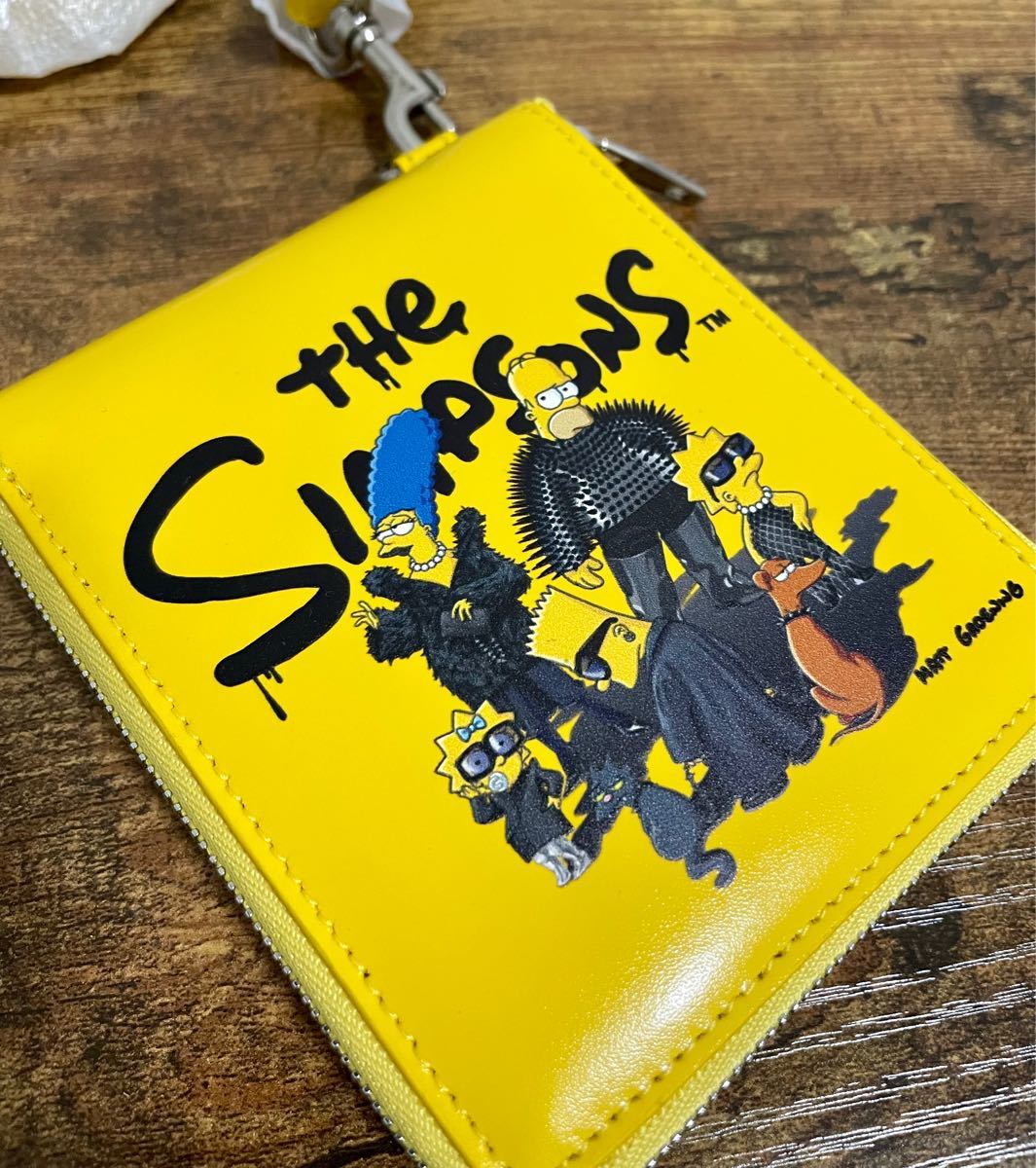 新品】Balenciaga(バレンシアガ) The Simpsonsウォレット|Yahoo 新品】Balenciaga(バレンシアガ) The Simpsonsウォレット|Yahoo