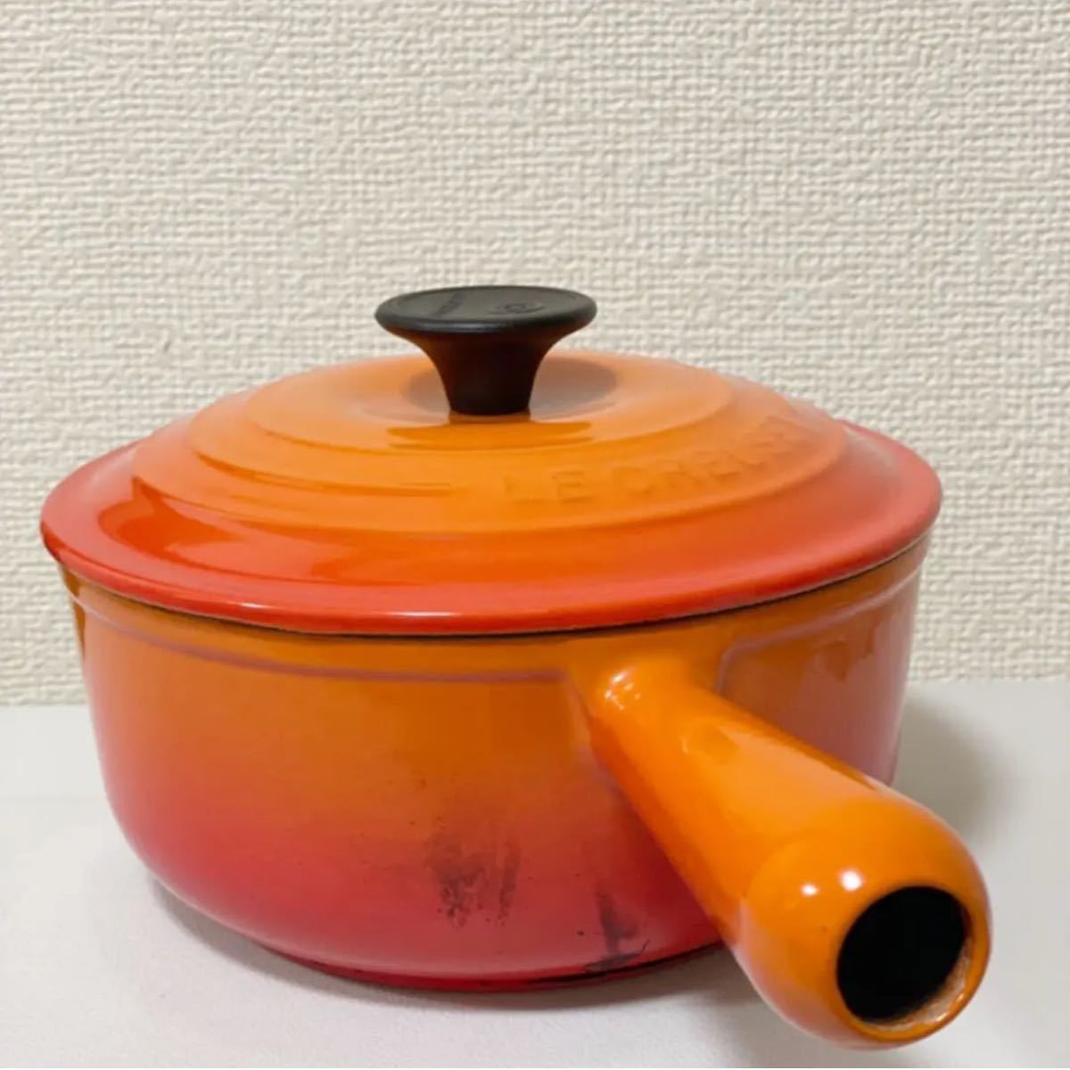 美品ルクルーゼLECREUSETソースパン18cmオレンジ 鋳物ホーロー 美品ルクルーゼLECREUSETソースパン18cmオレンジ 鋳物ホーロー