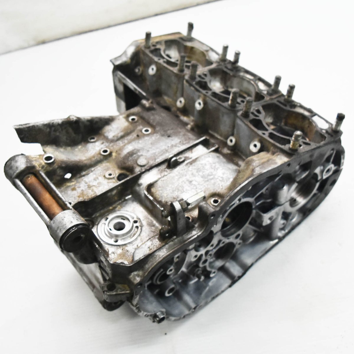 日本製】 GT380 クランクケース ienomat.com.br
