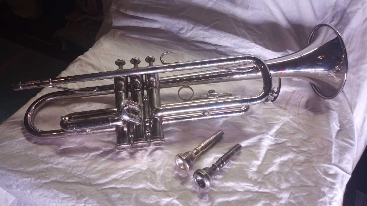 YAMAHA YTR-1310 ヤマハ トランペット マウスピース2本付き ジャンク