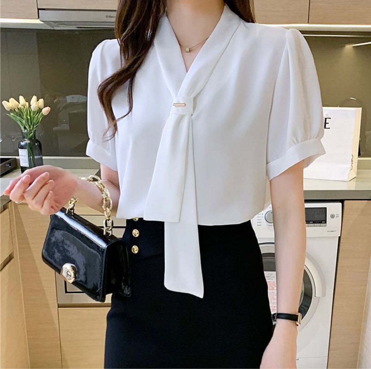 PayPayフリマ|ブラウス ホワイト 半袖 レディース 通勤 トップス 白 夏服 透け M シャツ 半袖ブラウス PayPayフリマ|ブラウス ホワイト 半袖 レディース 通勤 トップス 白 夏服 透け M シャツ 半袖ブラウス