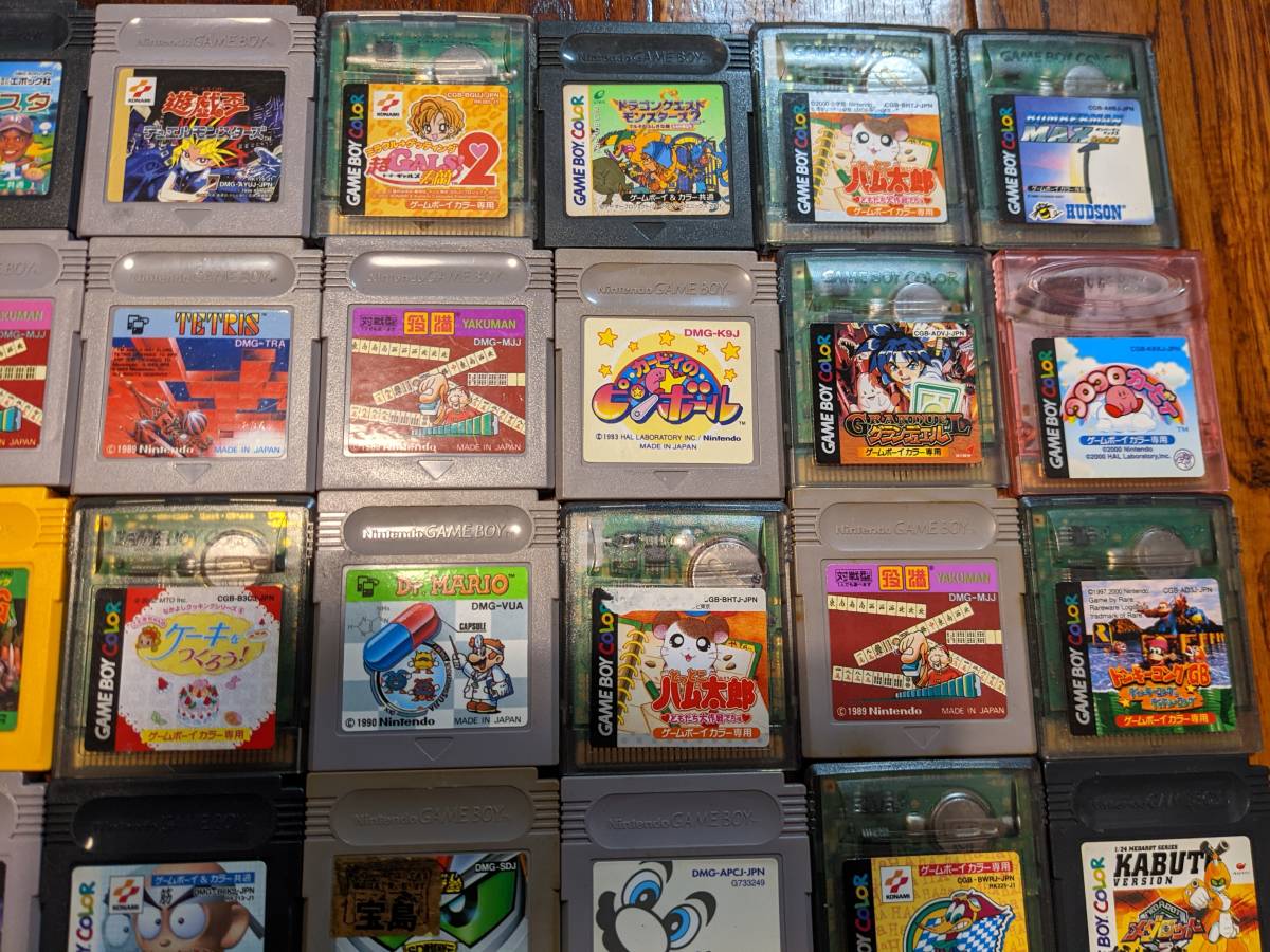 ゲームボーイカラースケルトン 本体 ソフト140本セット ゲームボーイカラースケルトン 本体 ソフト140本セット