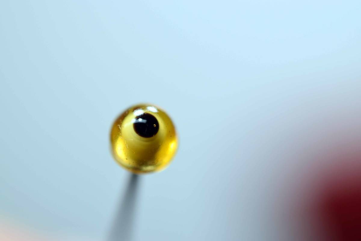 vintage glass eye usa　製　2セット（4眼球）ヴィンテージルアー補修用ハンドメイド用　１９２０年ころのオールドグラスアイ_sample写真